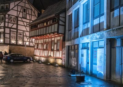 Beleuchtetes Gebäude