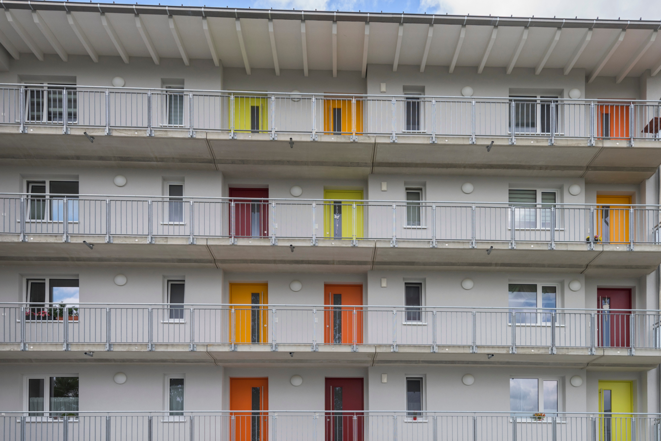 Wohnungstüren Fröbelstraße Wüstenahorn Mehrfamilienhaus